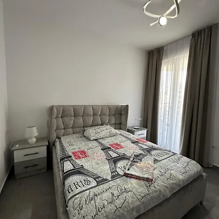 Tony Apartman Golem